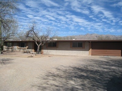 11303 E Prince Rd #1 - Photo 2 of 26