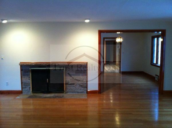 54 Evergreen Way - Photo 3 of 4