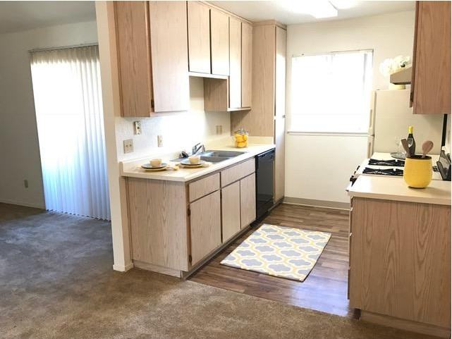 Hunter's Glen - Photo 3 of 18