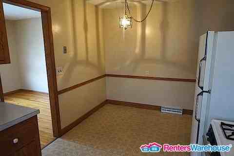 1600-1698 Natchez Ave S - Photo 3 of 11