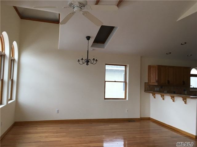 37 Kerrigan St - Photo 3 of 17