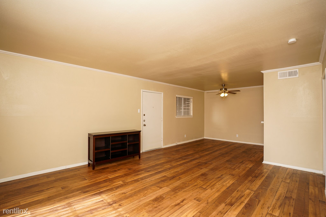 800 Gentleman Rd - Photo 3 of 10