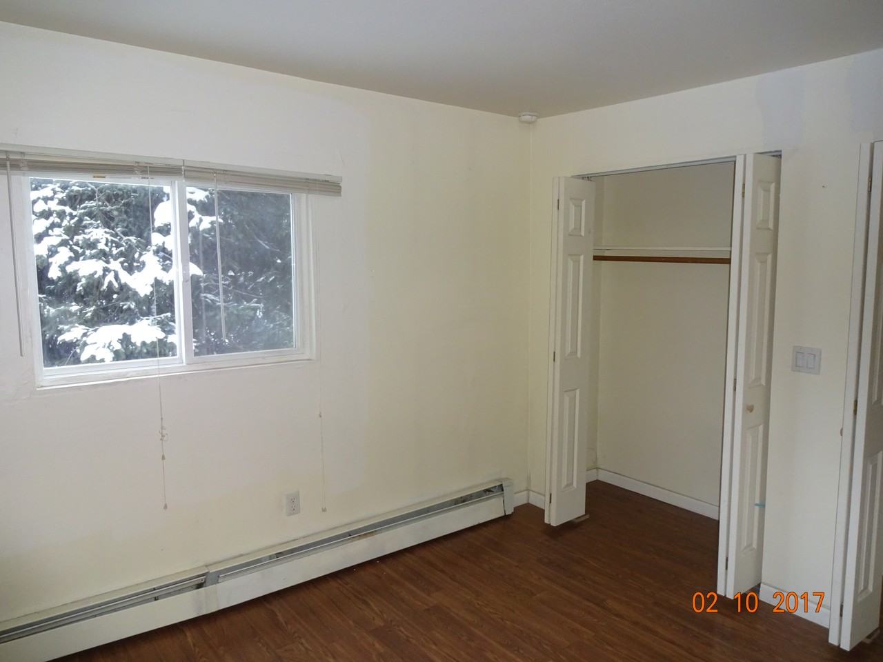 3610 E. 42nd Circle - Photo 3 of 10