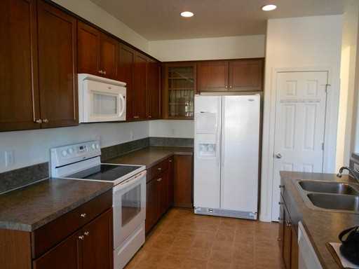 1403 NE Kokanee Ln - Photo 3 of 16