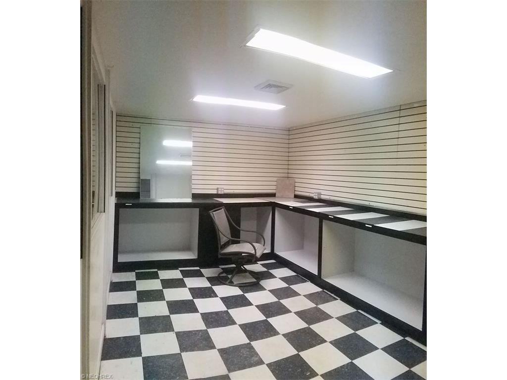 11542 Chillicothe Road - Photo 3 of 8