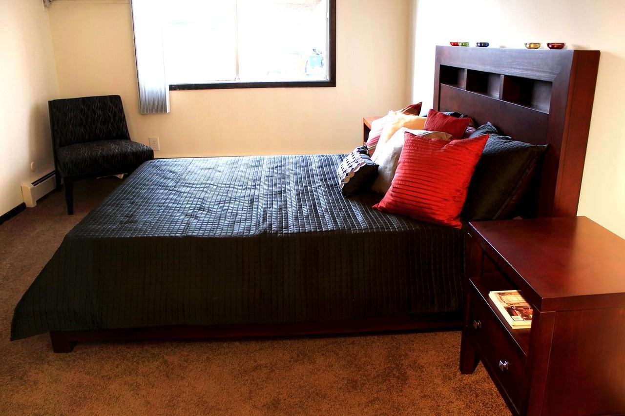 Brighton Village Apartments - Photo 3 of 27