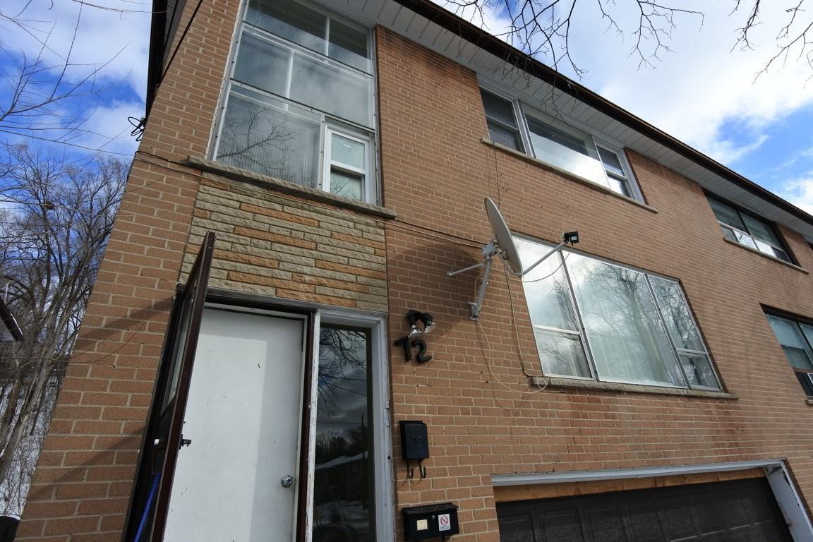 72 Edinborough Court