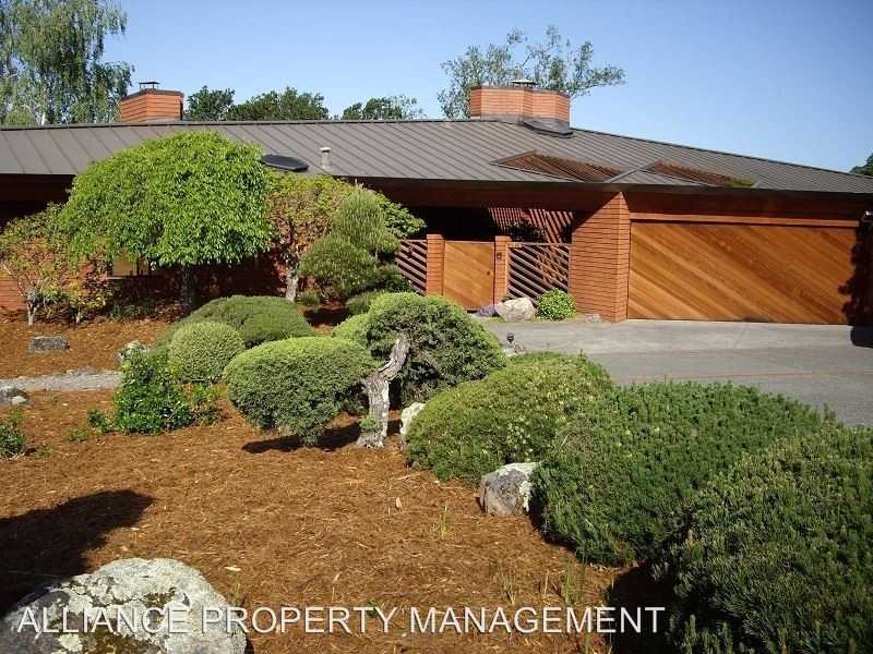 4804 Skycrest Way - Photo 2 of 6