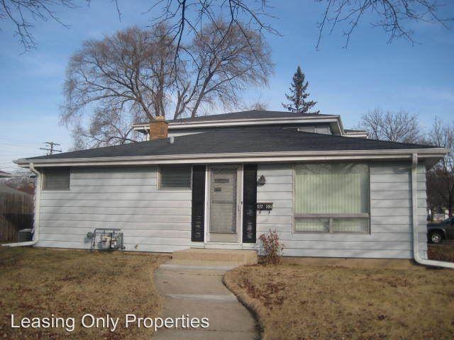 4602 58th St - Photo 2 of 12