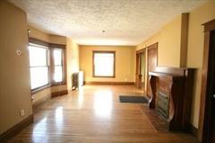 75 Alexander St - Photo 2 of 10