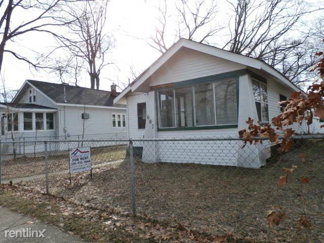 687 Leonard Ave - Photo 3 of 22