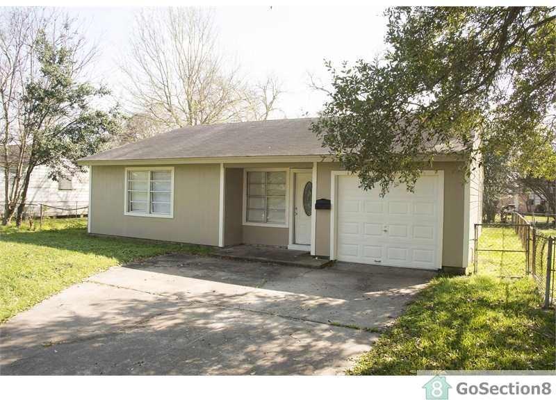 7201 Carver Ave - Photo 2 of 17