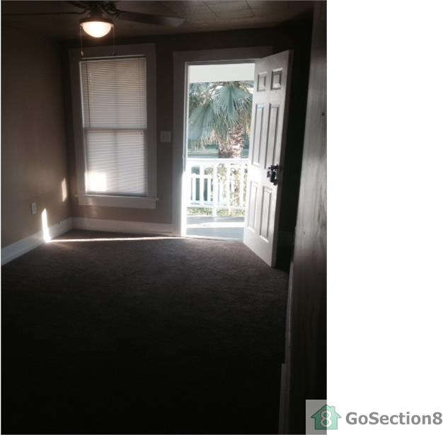 4424 Ball St - Photo 3 of 7