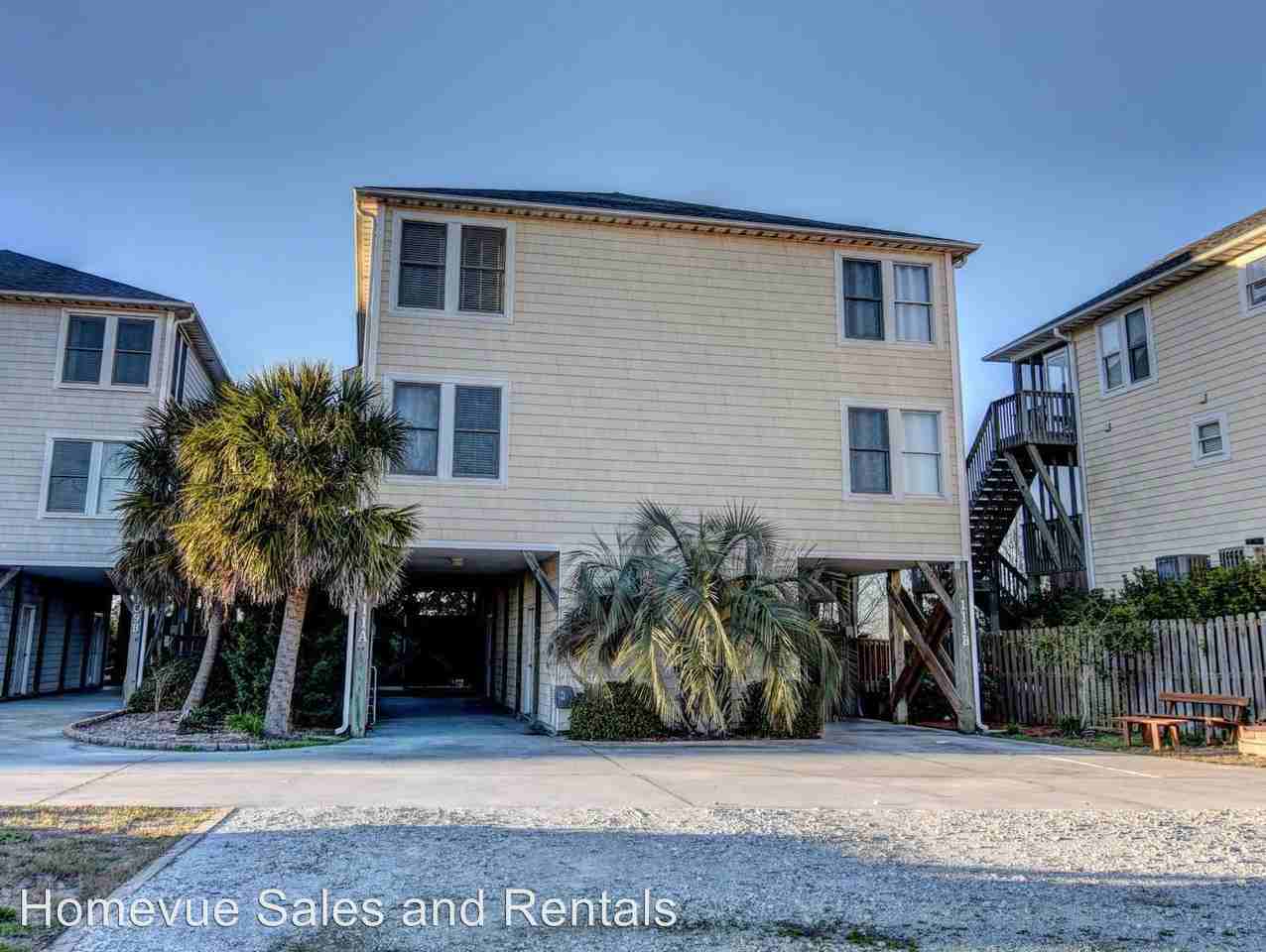 111 Bay Dr #A - Photo 3 of 35