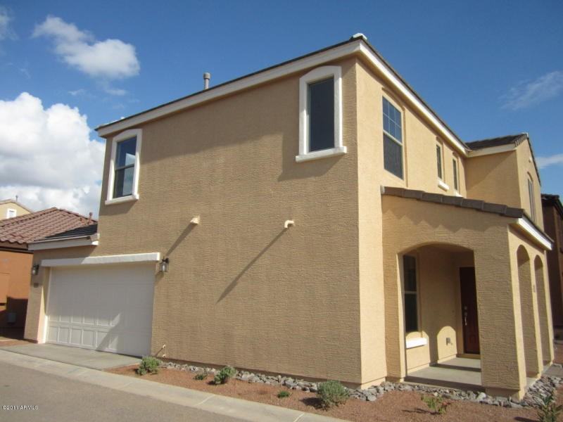 2736 E Megan St - Photo 2 of 8
