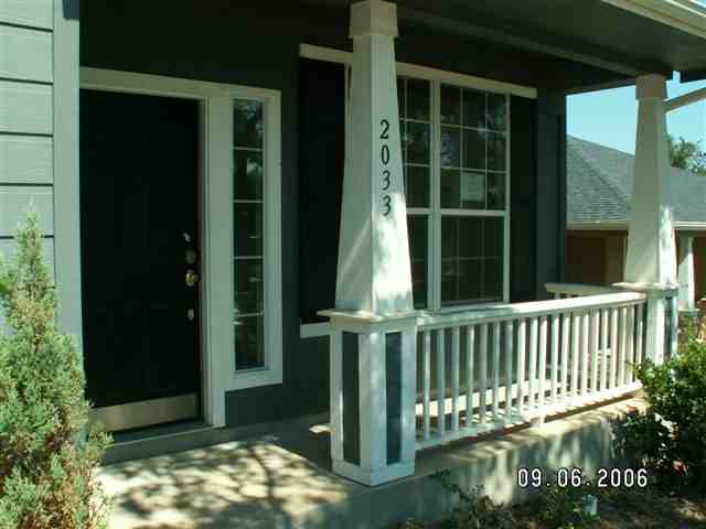 2033 Northview Dr - Photo 3 of 11