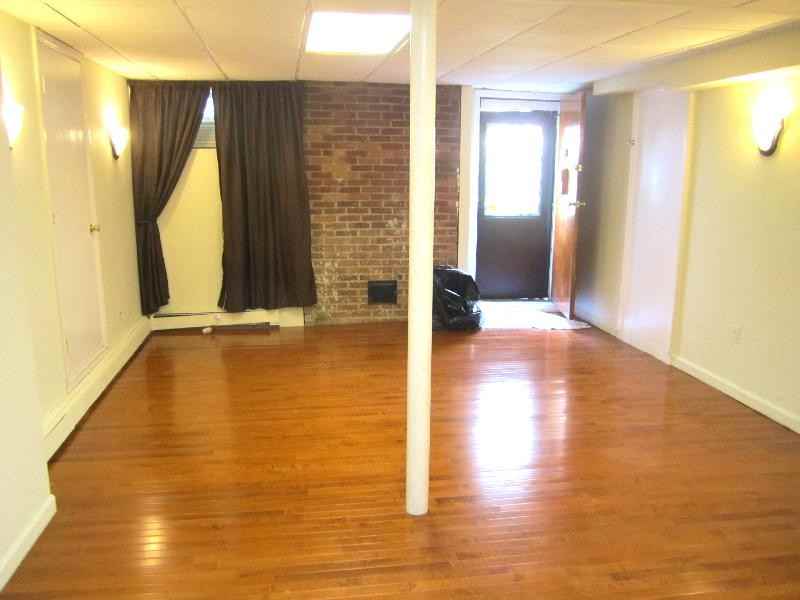 118 Lancaster Terrace - Photo 3 of 8