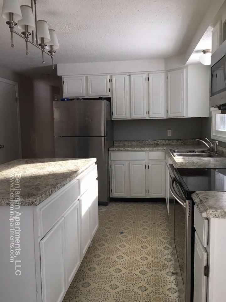 10 3rd St - Photo 2 of 7