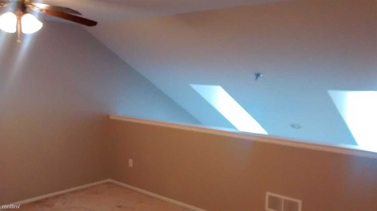 23268 Cornerstone Village Dr - Photo 2 of 6