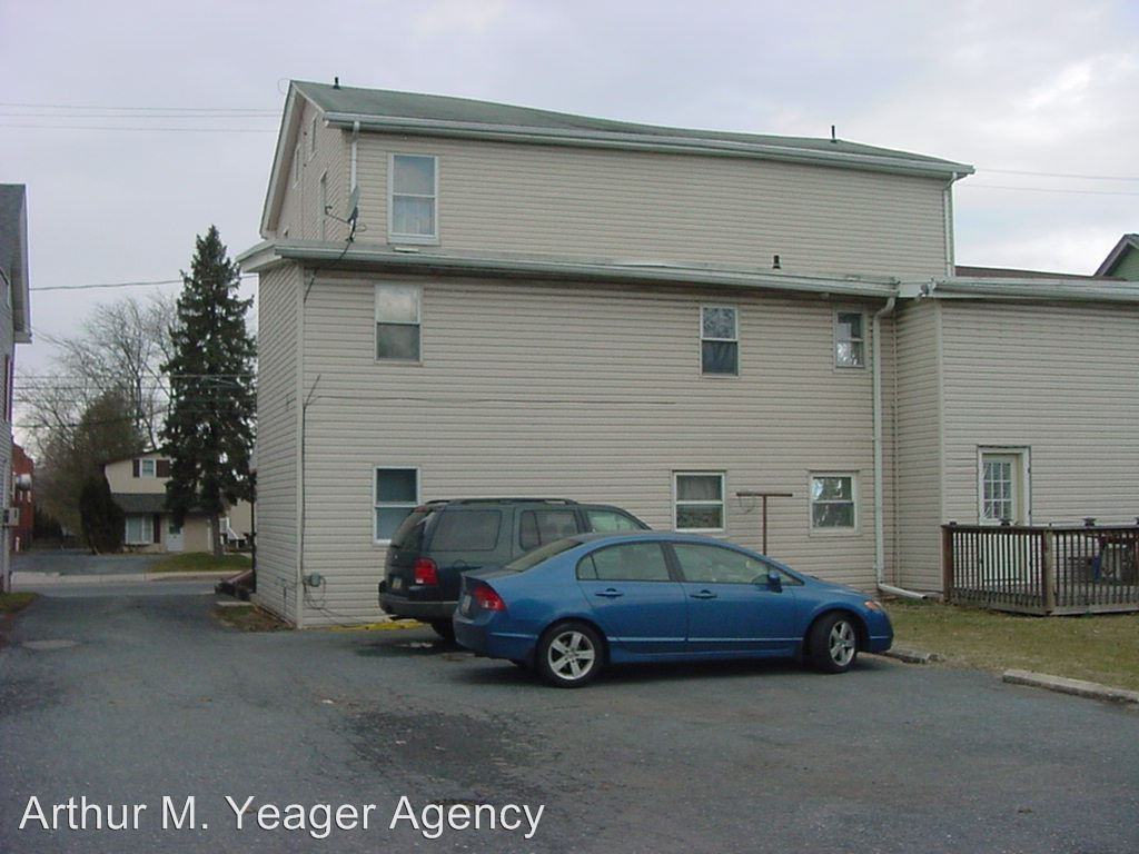 11 N Reamstown Rd - Photo 2 of 2