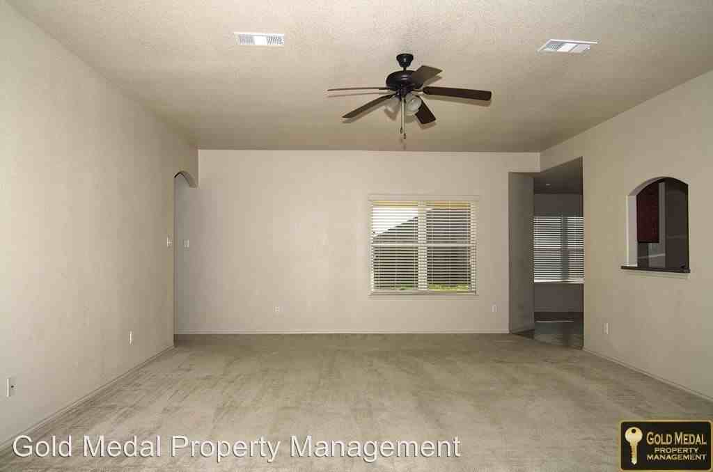 3200 Alamocitos Creek Drive - Photo 3 of 37