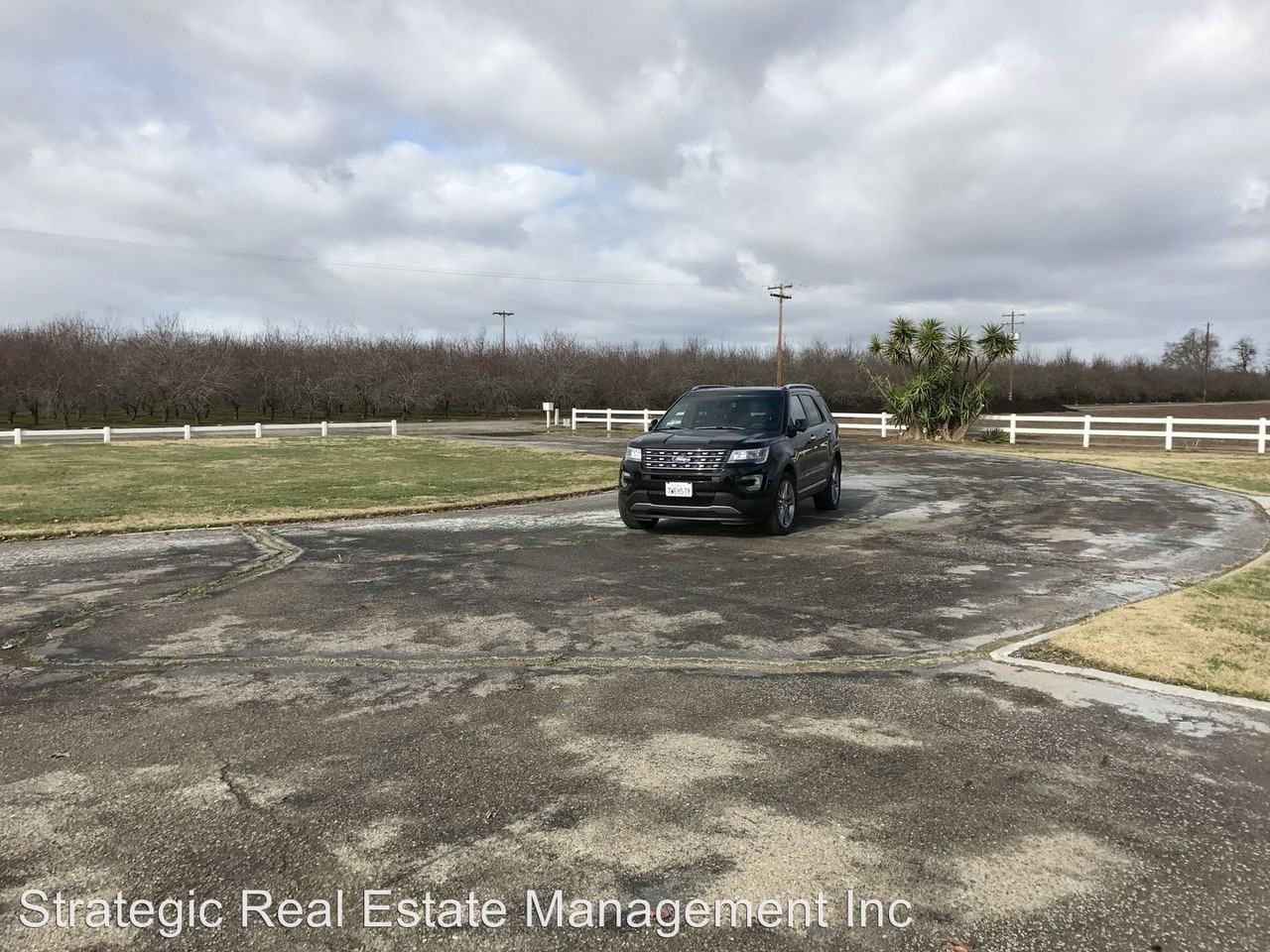 2815 S Rolinda Ave - Photo 3 of 17