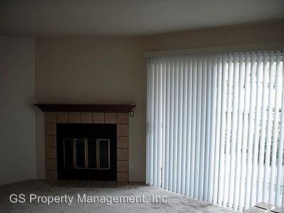 1525 Four Oaks Cir - Photo 2 of 6