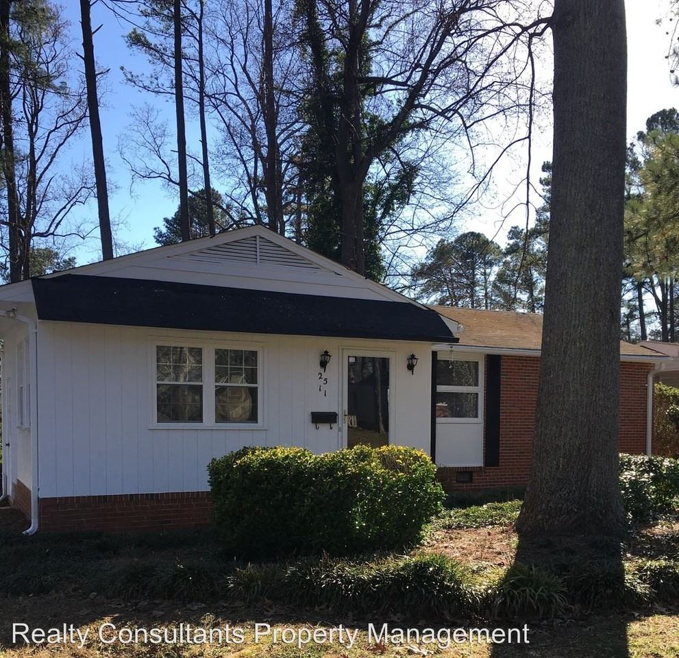 2511 Westmoreland Dr - Photo 2 of 17