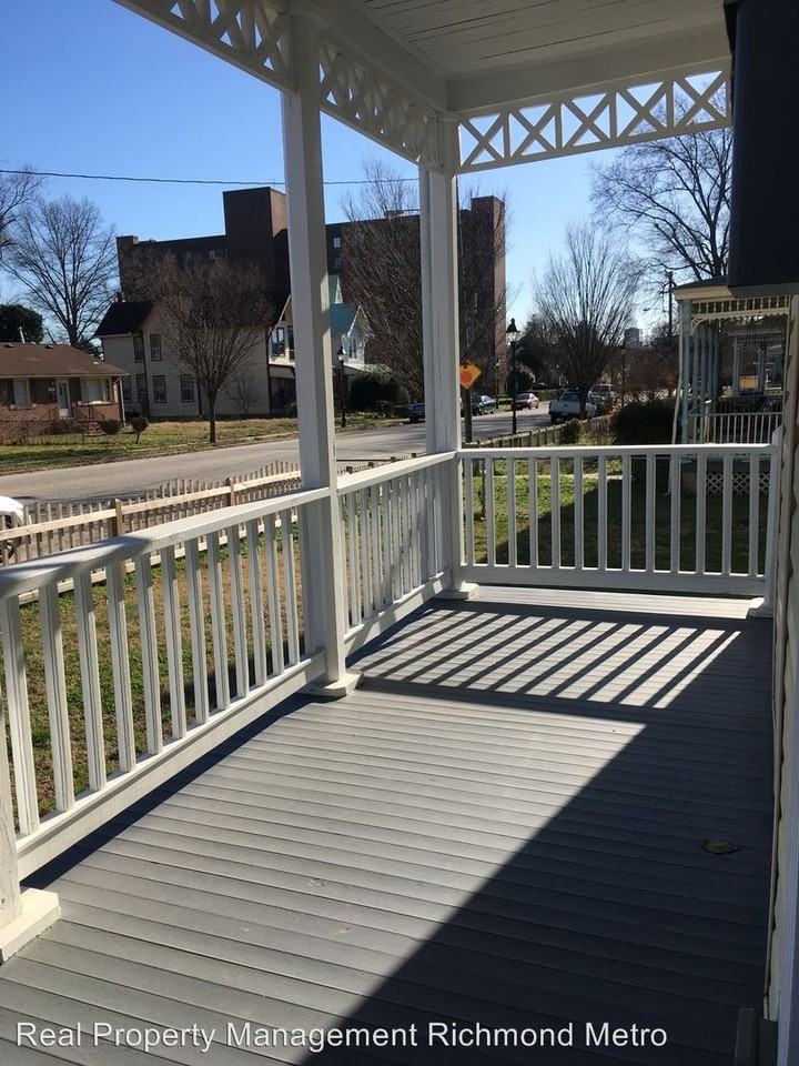 1712 4th Ave - Photo 3 of 29