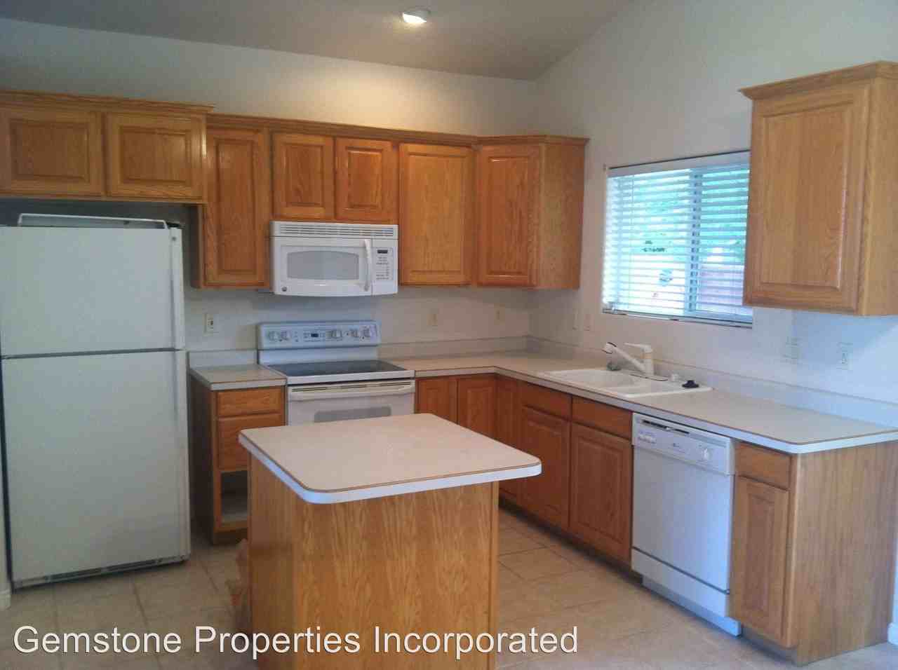 2617 W 230 N - Photo 2 of 4