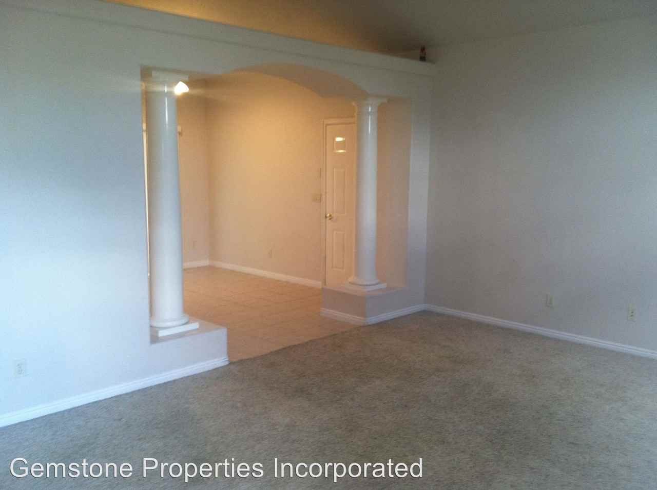 2617 W 230 N - Photo 3 of 4