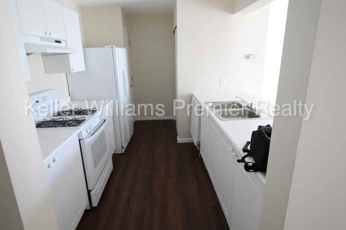 6073 Georges Park Dr - Photo 2 of 27