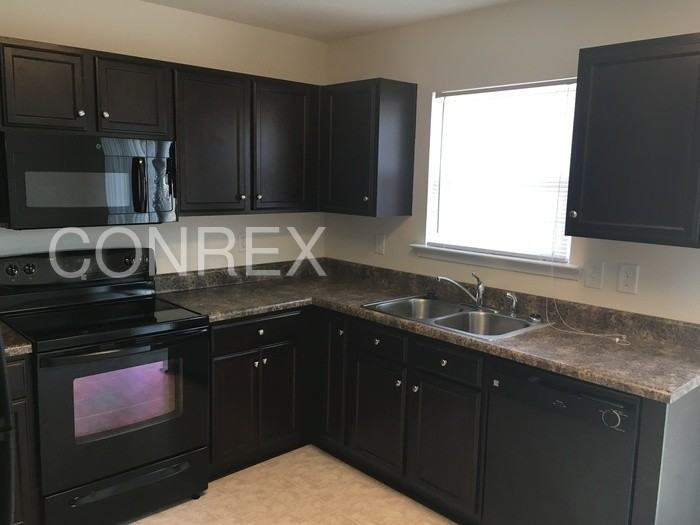 945 Slow Creek Ct - Photo 3 of 16