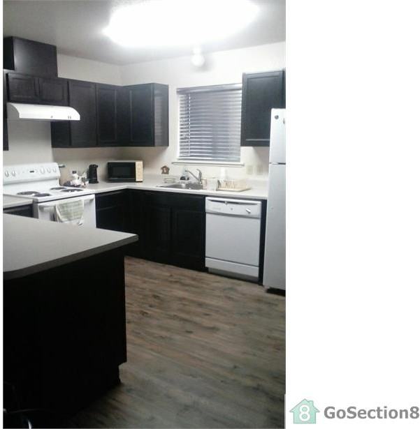 309 South St - Photo 2 of 3
