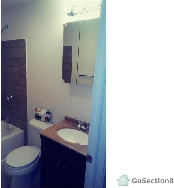 898 Hancock Ave - Photo 2 of 7