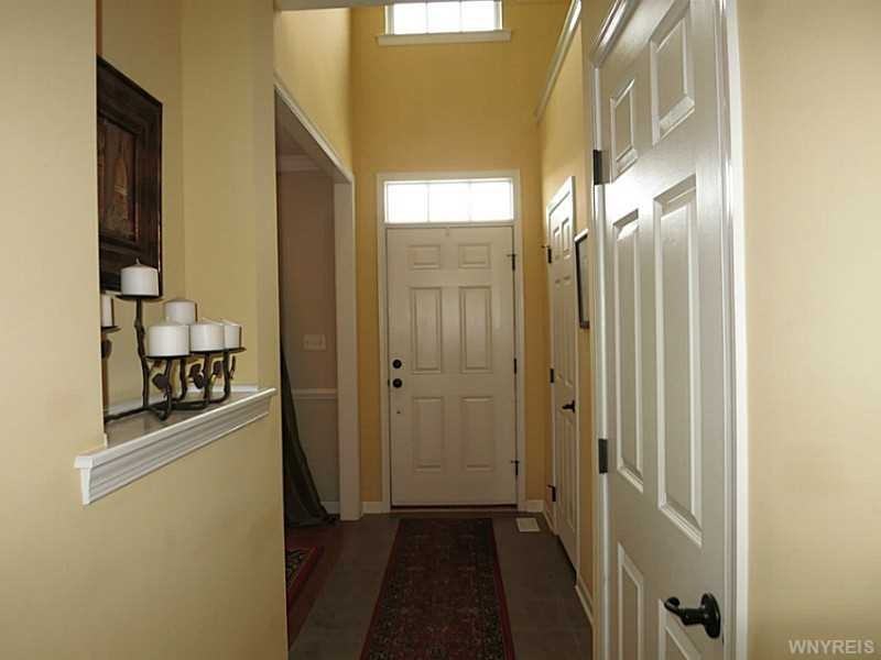 56 Greenside Dr - Photo 2 of 24