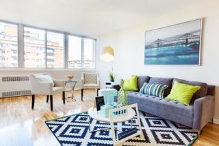 7461 Chemin Kingsley - Photo 2 of 9