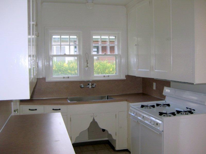 5901 SE Belmont St - Photo 2 of 8