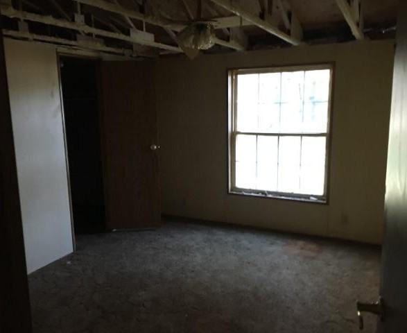 100 W Grove St - Photo 3 of 7