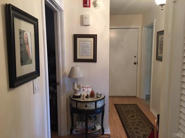 1042-1 Heritage Rd #B - Photo 2 of 19