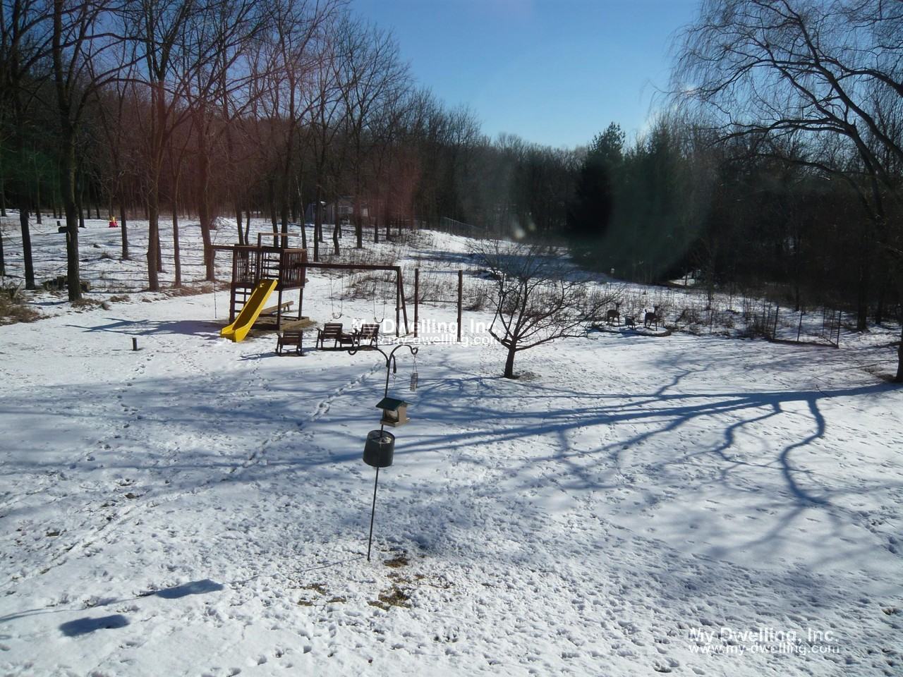 6085 Hilldale Dr - Photo 2 of 16