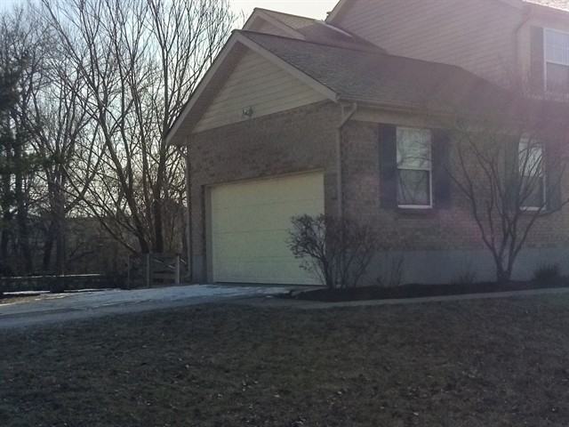 860 Arrowood Ct - Photo 2 of 15