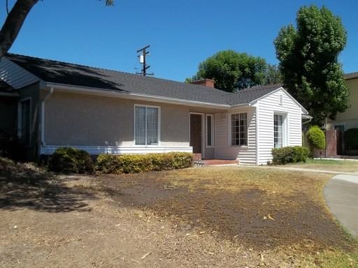 568 Fairmont Dr - Photo 2 of 19