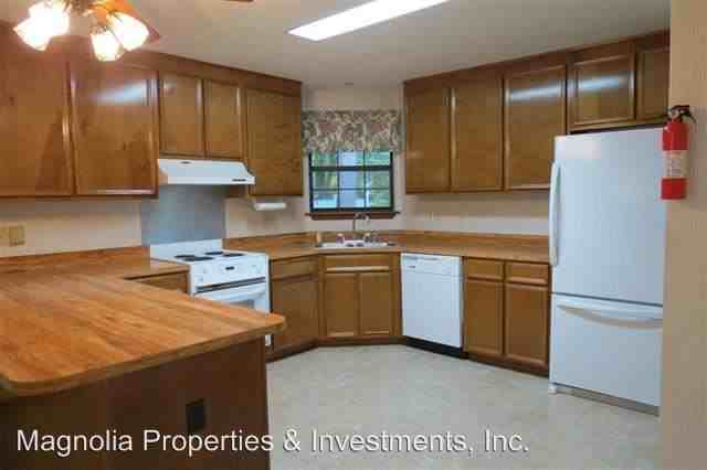 2116 Seminole Dr - Photo 3 of 20