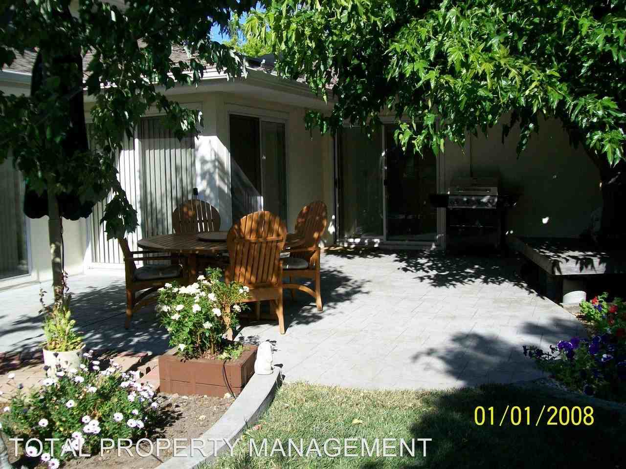 16425 Hilow Rd - Photo 3 of 15