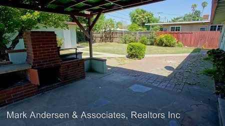 19007 E Mauna Loa Ave - Photo 2 of 17