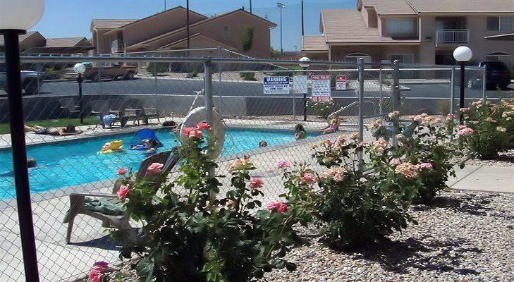 Desert Rose Apartments - Photo 2 of 9