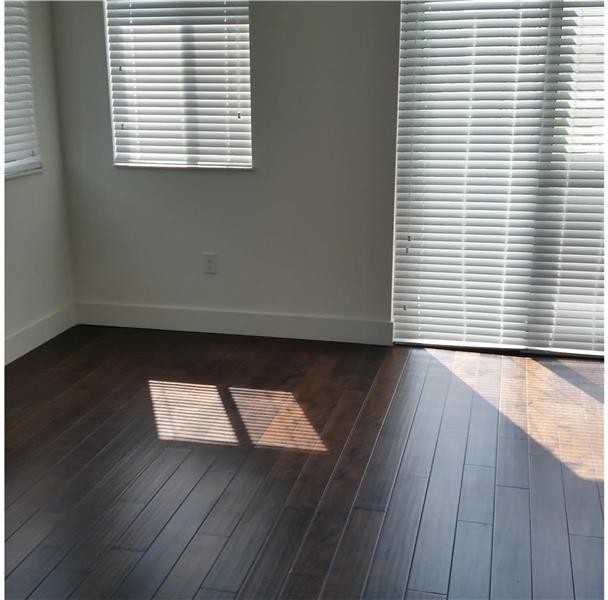 2641 NE 212th St - Photo 3 of 13