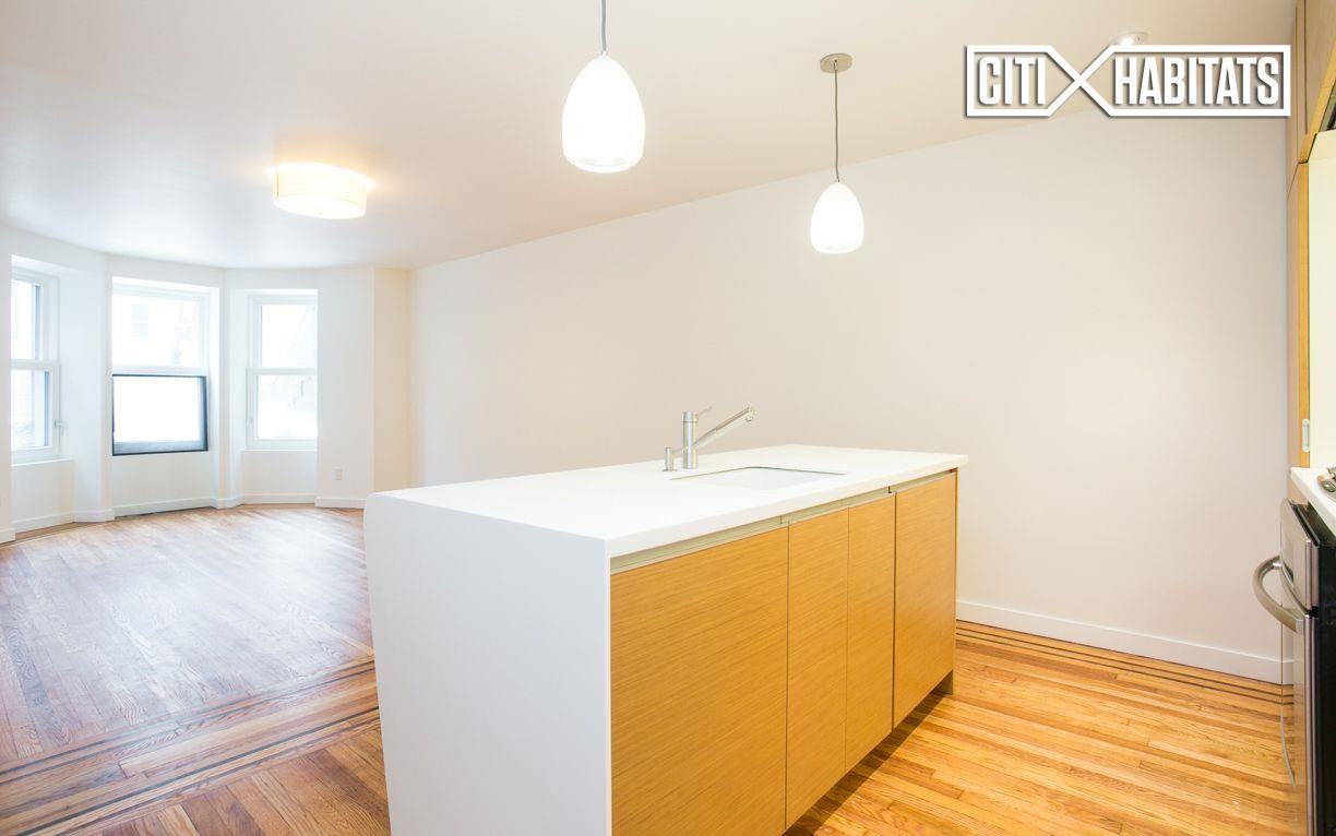 154 Underhill Avenue 1 - Photo 2 of 9