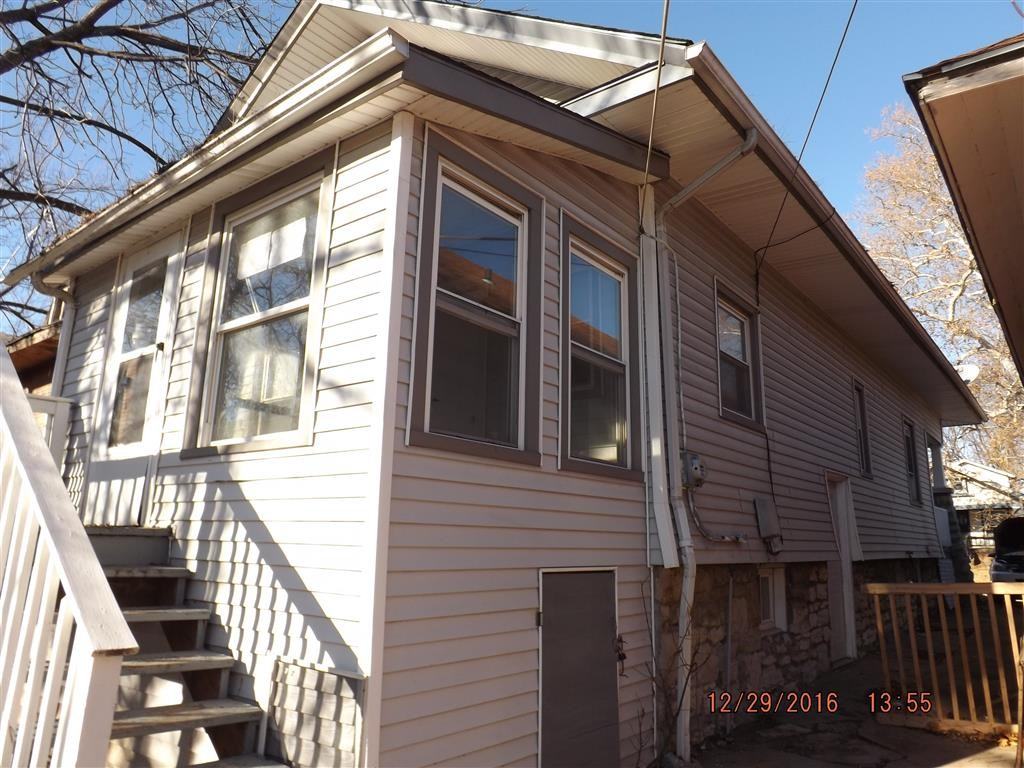 3705 E 29th St - Photo 2 of 12